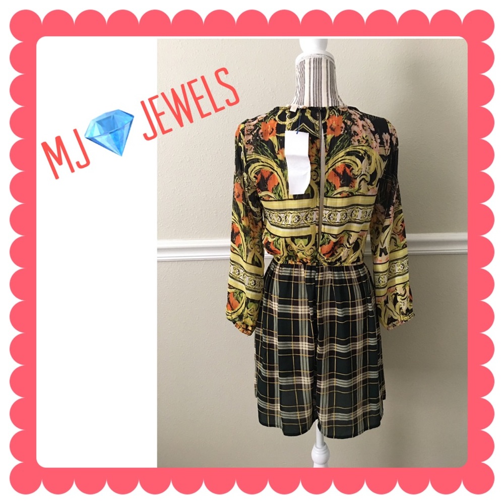 New Beautiful Dress ๐ ๐๐ - Picture 2 of 2
